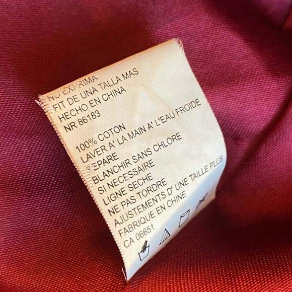 Hat Red/Burgundyish Velvet Bucket Style from my Vintage 2000’s Hat Collection. - Picture 6 of 9